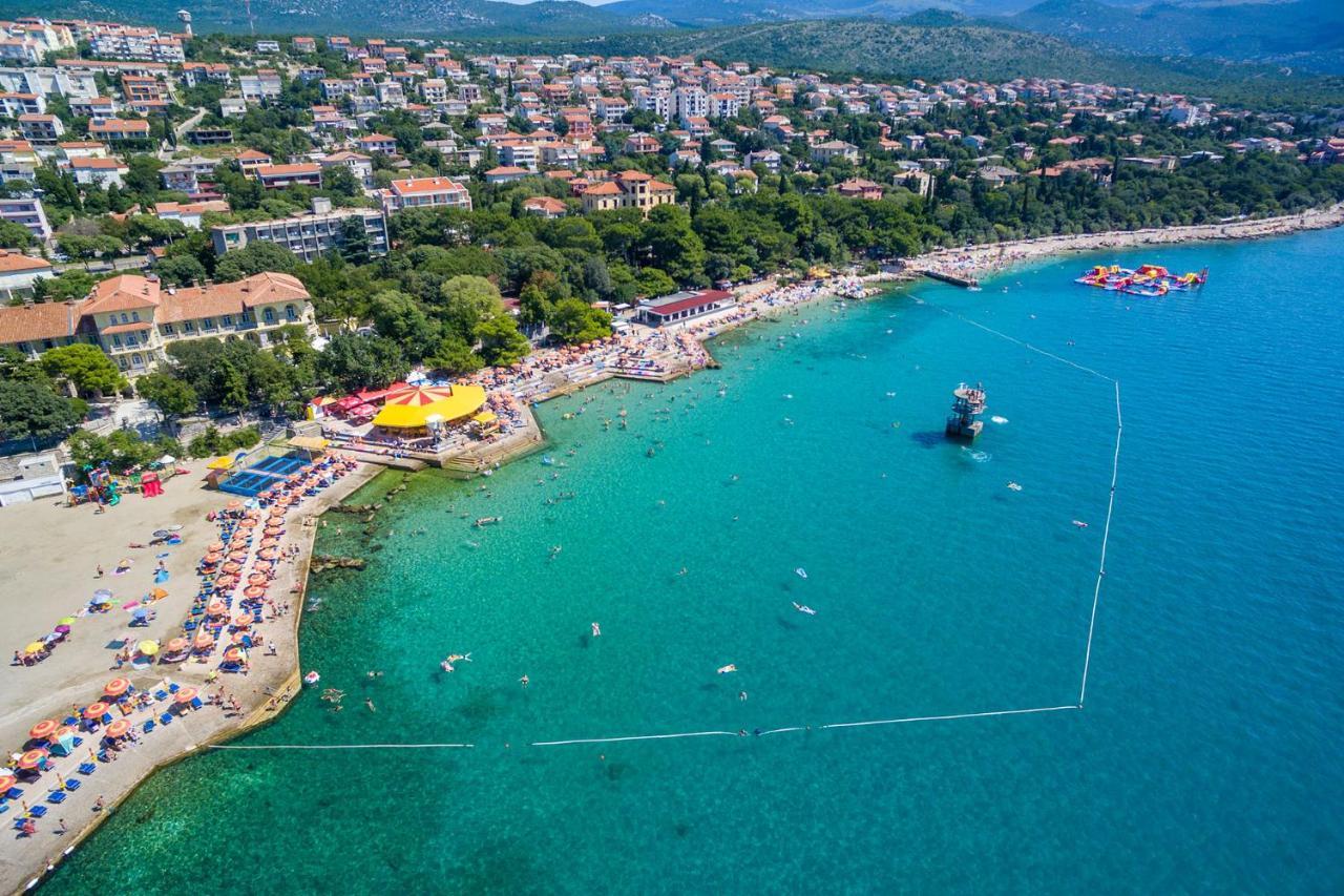 Kuca Za Odmor Antic - Holiday House Antic Novi Vinodolski Bagian luar foto