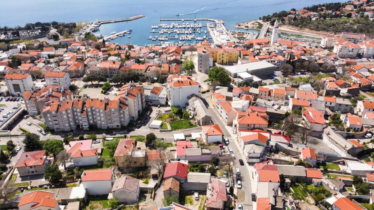 Kuca Za Odmor Antic - Holiday House Antic Novi Vinodolski Bagian luar foto