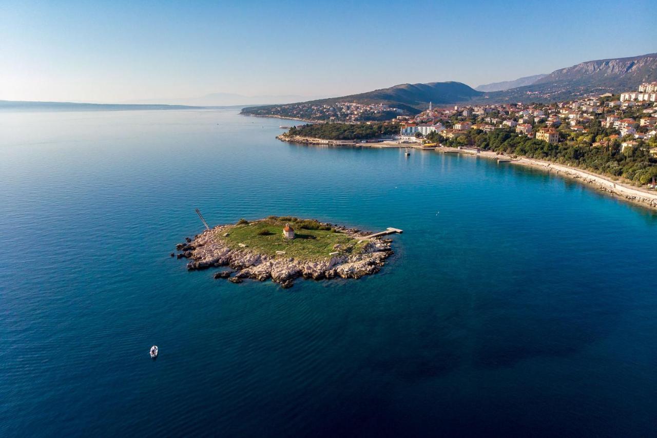 Kuca Za Odmor Antic - Holiday House Antic Novi Vinodolski Bagian luar foto