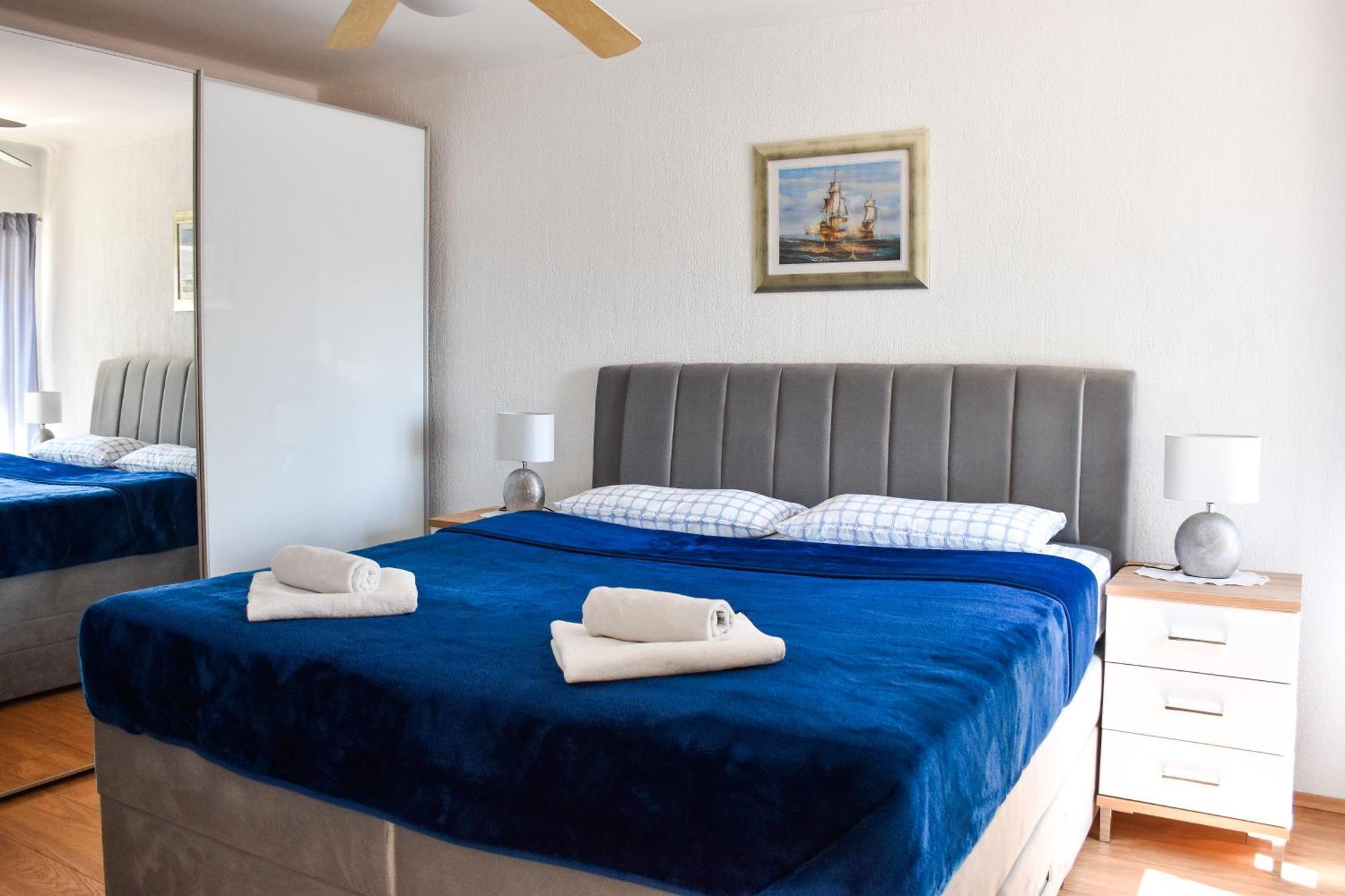 Kuca Za Odmor Antic - Holiday House Antic Novi Vinodolski Bagian luar foto